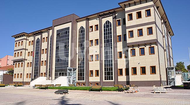 Karaman İl Milli Eğitim Müdürlüğü kent genelinde ödüllü bilgi yarışması düzenlenecek