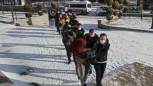 Operasyonda Yakalanan 9 Kişi Adliyeye Sevk Edildi