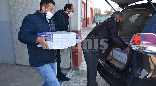 Ücretsiz Yardımcı Kaynak Setleri Öğrencilere Ulaştırılıyor
