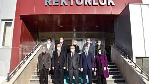 AK Parti’den Rektör Ak’a ziyaret