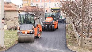 Belediye Ekipleri, Çeltek Mahallesi Yollarını Asfaltladı