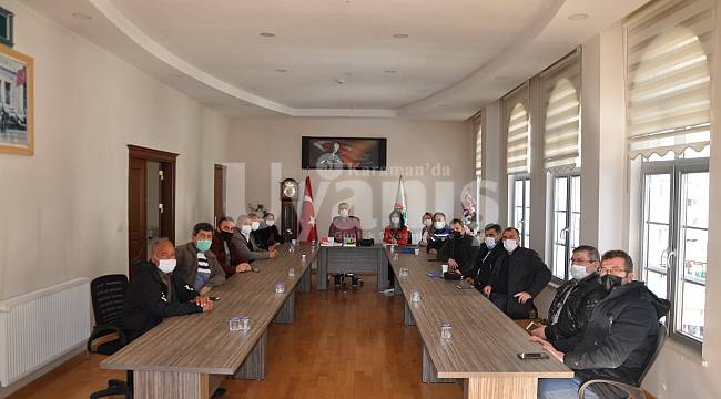 Ermenek'te Mahalle Muhtarlarıyla İstişare Toplantısı Yapıldı