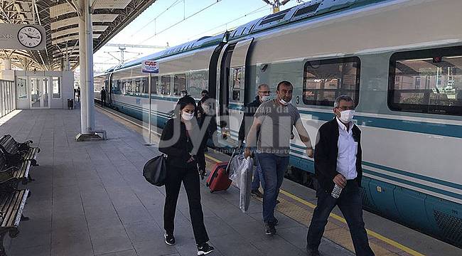 Hızlı Tren Seferlerinde Normalleşme 1 Mart İtibariyle Başlıyor