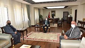 Hollanda Karamanlılar Federasyonundan Vali Işık’a Ziyaret