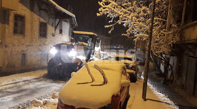 Ermenek Belediyesi Ekiplerinin Kar Mesaisi