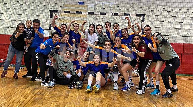 Hentbol'da Minik Atılım Spor Kulübü İzmir'de 3'te 2 Yaptı
