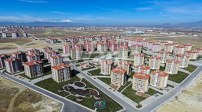Karaman 4. TOKİ'de bir blok karantinaya alındı