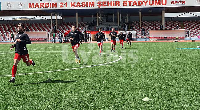 Karaman Belediyespor 10 kişi kalan Mardin Spor'a 1-0 yenildi