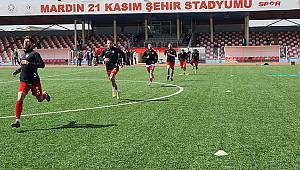Karaman Belediyespor 10 kişi kalan Mardin Spor'a 1-0 yenildi