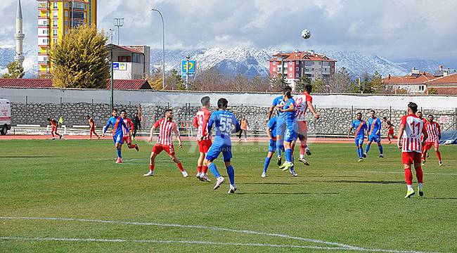 Karaman Belediyespor'un ligde kalmak için kazanmaktan başka şansı yok