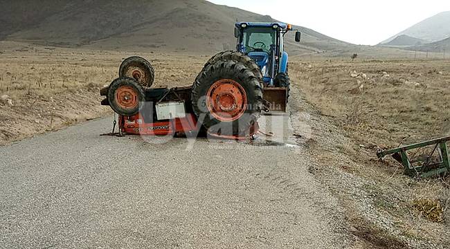 Karaman'da devrilen traktörün altında kalan sürücü öldü