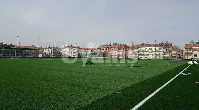 Karaman'da Futbol Sahalarında Çalışmalar Devam Ediyor