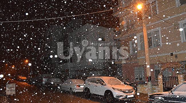 Karaman'da kar yağışı etkili oldu