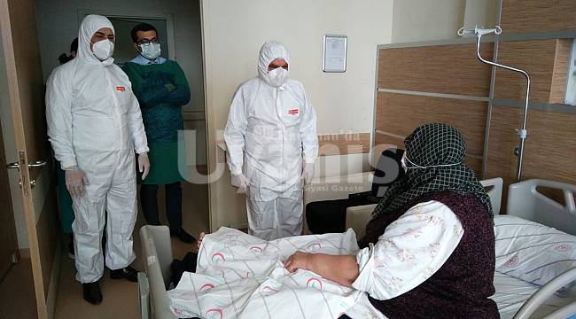 Vali Işık, Hastanede Covid Tedavisi Gören Hastaları Ziyaret Etti