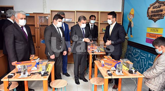 Vali Işık, Kâzımkarabekir Ortaokulunda Açılış Gerçekleştirdi
