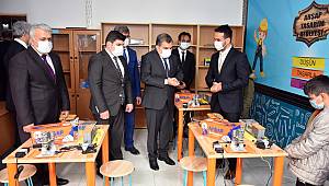 Vali Işık, Kâzımkarabekir Ortaokulunda Açılış Gerçekleştirdi