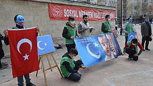 İHH'dan Çin mallarına boykot çağrısı