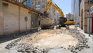 İsmetpaşa Caddesinin ardından 8. sokakta çalışmalar başladı