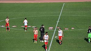 Karaman Belediyespor kendi evinde kaybetti