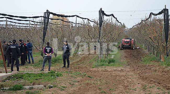 Karaman'da traktörün çapa makinesine sıkışan çiftçi öldü