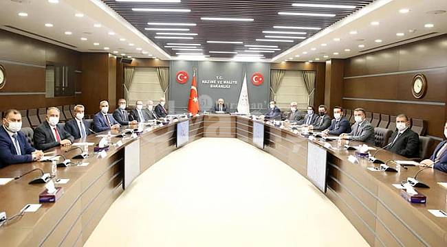 Karaman heyetinden Bakan Elvan'a ziyaret