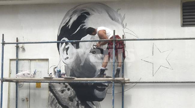 Karamanlı Ressam, Eskişehir'de Harikalar Yaratıyor