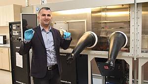 KMÜ'lü Bilim İnsanı Seçkin Akın'dan İki Büyük Başarı