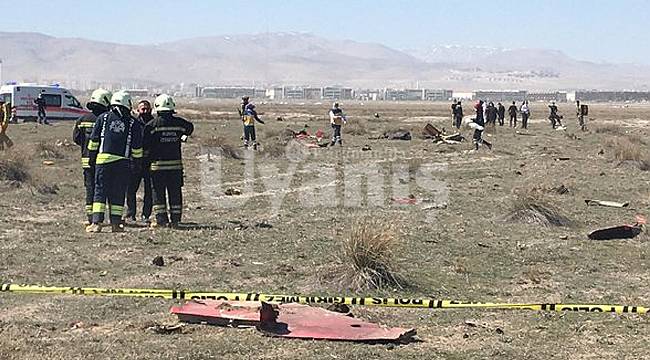 Konya'da Gösteri Uçağı Düştü. Pilot Şehit Oldu