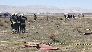 Konya'da Gösteri Uçağı Düştü. Pilot Şehit Oldu