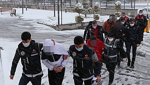 Operasyonda yakalanan 4 şüpheli adliyeye sevk edildi