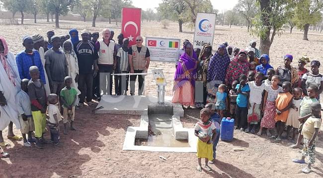 Saadet Partisi Karaman Kadın Kollarından Afrika'ya su kuyusu