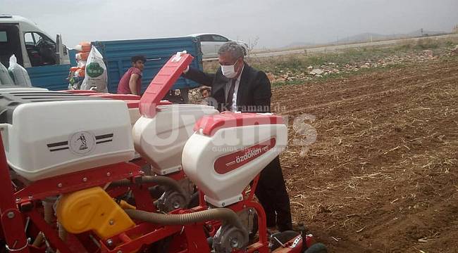 Şahinbaş, sahaya indi. Çiftçinin çalışmalarını yerinde inceledi
