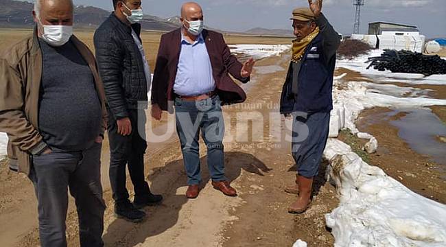 Tipide Tüm Eşyalarını Kaybeden Tarım İşçileri Yardım Bekliyor