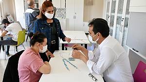 Çalışkan'dan Özel Öğrencilere Ziyaret