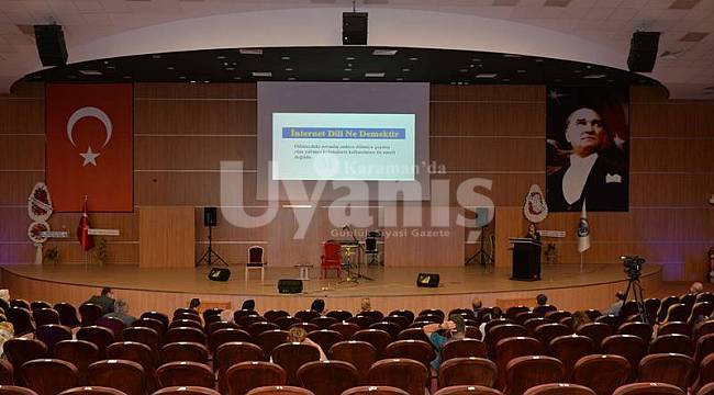 Çeng resitali ve Türkçe söyleşisi yapıldı