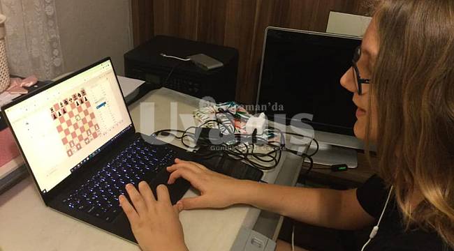 Gençler Arası Online Satranç Turnuvasında Karamanlı Sporcu Türkiye İkincisi Oldu
