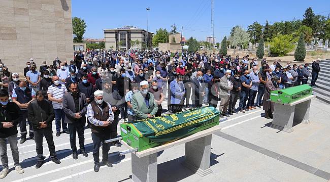İtfaiye eri Mehmet Kumlu toprağa verildi
