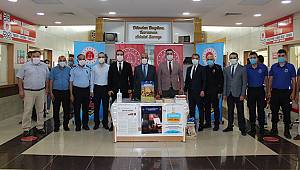 Karaman Adliye binasında kitap bağışı standı kuruldu