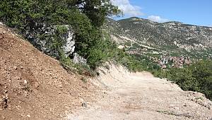Kazancı'da Arazi Yolları İyileştiriliyor