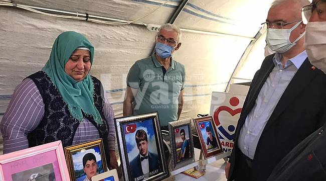 Ak Partililer Diyarbakır Annelerinin Evlat Nöbetine Destek Verdiler