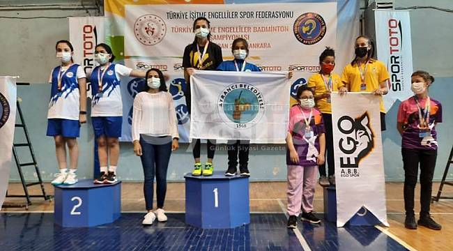 Badminton Türkiye Şampiyonu Karamanlı Sporcu Oldu