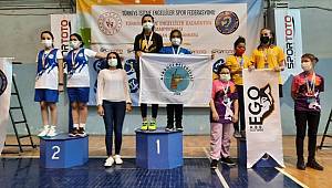 Badminton Türkiye Şampiyonu Karamanlı Sporcu Oldu