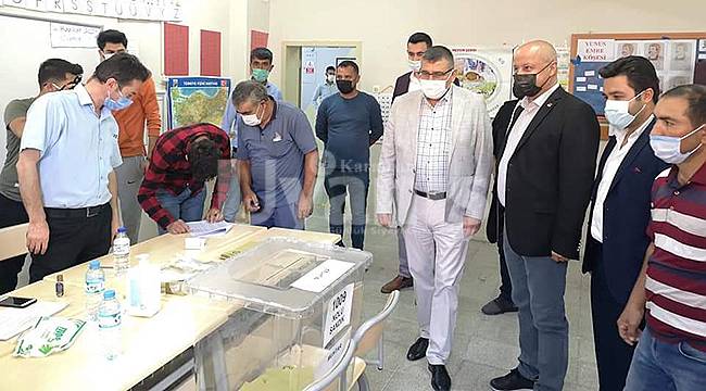Karaman'da üç mahallede muhtarlık seçimi yapıldı