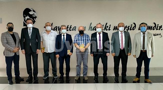 Karaman Eski Belediye Başkanı Uğurlu'dan Rektör Ak'a Ziyaret