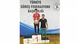 Kerim Abdullah, Gümüş Madalyanın Sahibi Oldu