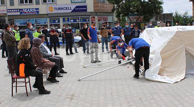 Sarıveliler'de Afad, Çadır Kurma Eğitimi Verdi