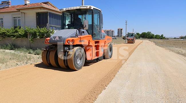 Yenişehir Mahallesi’nde yol ve park çalışması