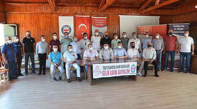 Karaman'da Memur-Sen üyeleri seyyanen zam talep etti