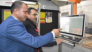 Özgün Tasarımlar Kesiyor Ve Kazancını Yeniliğe Harcıyor