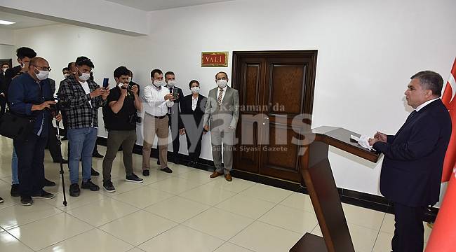 Vali Işık: Basın, milletimizin sesini, ortak duygu ve hedeflerini dünyaya duyuran önemli bir değerimizdir
